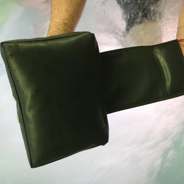 Gray Hot Tub Pillow (2- pack) - Image 4