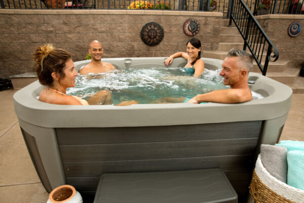 Maui Hot Tub 6-Person Open, 25 SS Jet, 110V/230V, Stainless Heater, Ozone, Waterfall and Upgraded Lighting - Image 11