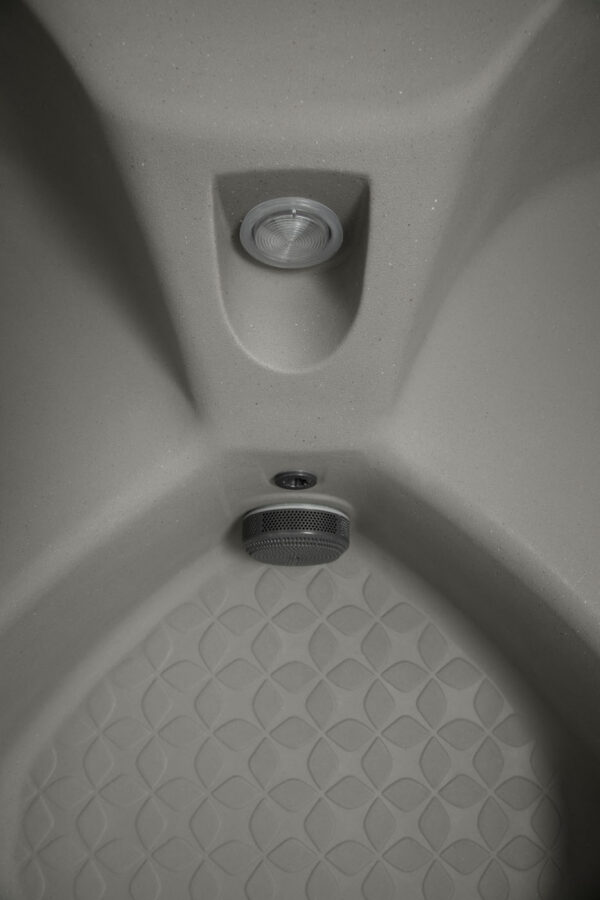 Maui Hot Tub 6-Person Open, 25 SS Jet, 110V/230V, Stainless Heater, Ozone, Waterfall and Upgraded Lighting - Image 19