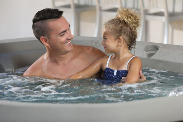Maui Hot Tub 5-Person Lounger, 25 SS Jet, 110V/230V, Stainless Heater, Ozone, Waterfall and Upgraded Lighting - Image 9