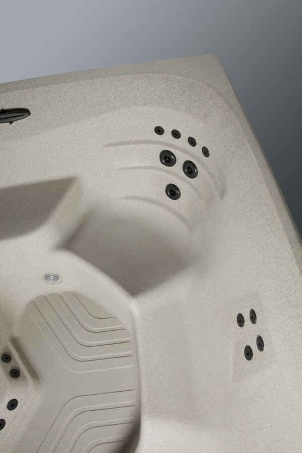 Fiji Hot Tub 5-Person Lounger, 60 SS Jet, 230V, Stainless Heater, Ozone, Waterfall and Upgraded Lighting - Image 4